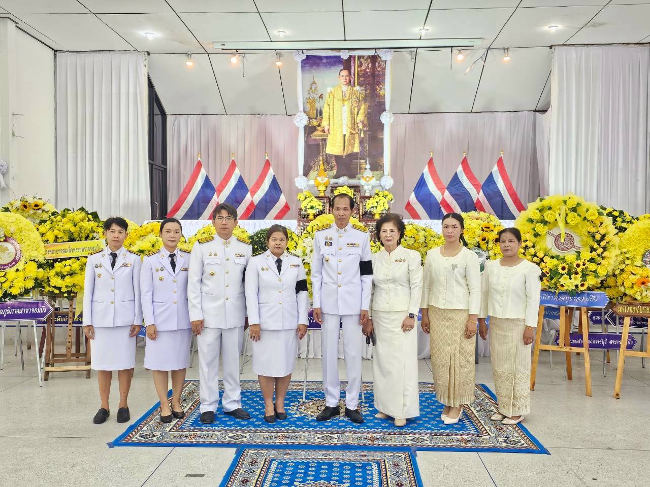 สพอ.จอมบึง : ร่วมพิธีทำบุญตักบาตร และพิธีวางพวงมาลา น้อมรำลึกในพระมหากรุณาธิคุณ เนื่องใน "วันนวมินทรมหาราช" 13 ตุลาคม 2569